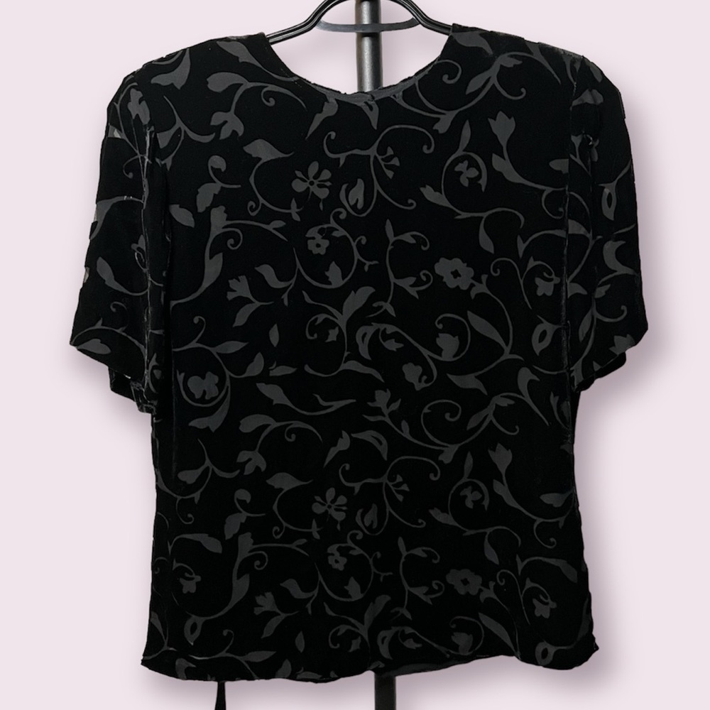 Black Floral Pattern Velvet Top